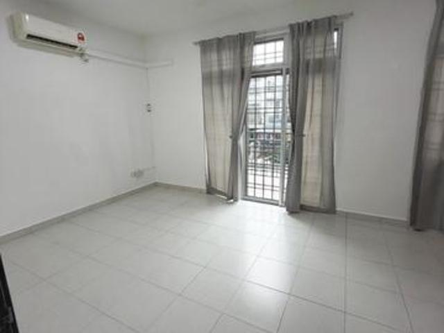 25storey House Taman Pulai Mutiara Taman U 24hrs Security 18x65 freeh