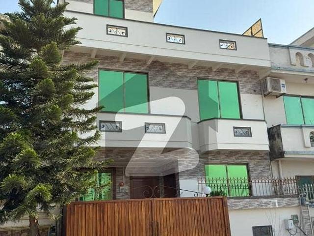 25x40 Corner with Extra land Beautifull House For Sale in G 13