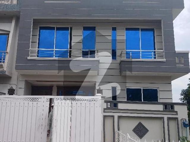 25x40 Beautiful House For Sale in G 13