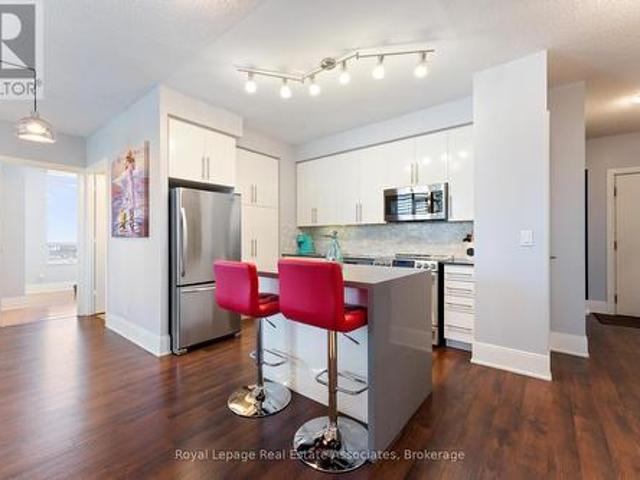 2604 Burnhamthorpe Road W, Mississauga, ON, L5C 4P4 lease for lease | Listing ID W13020 | Royal LePage