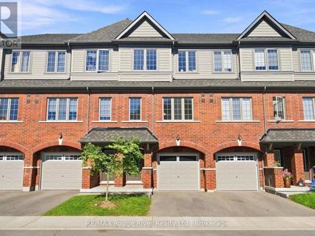 2607 Magdalen Path W, Oshawa Windfields, ON, L1L 0R6 townhouse for sale | Listing ID E13688 | Royal LePage