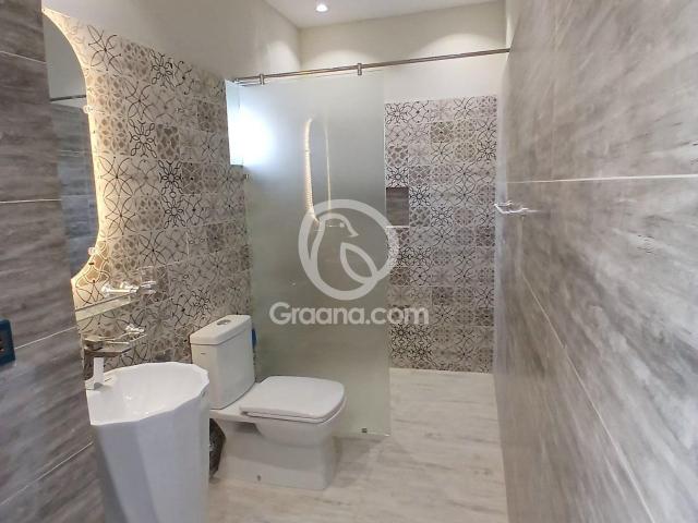 2600 Ft² Flat for Sale