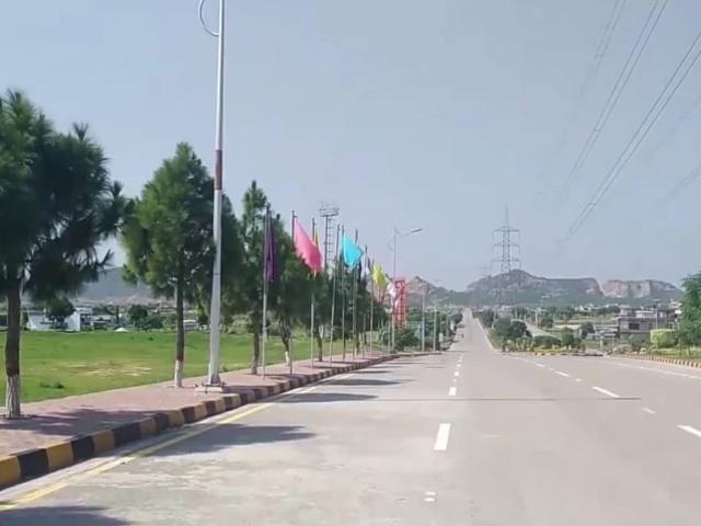 2600 Series Main Double Road Corner Top Location 40x80 Plot For Sale Islamabad MPCHS ID 82236