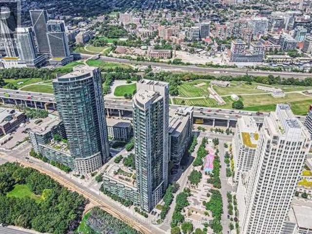2601 Fort York Boulevard, Toronto, ON, M5V 4A2 condo for sale | Listing ID C12992 | Royal LePage