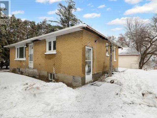 2601 Regional Road 174 Road, Ottawa, ON, K4C 1R2 house for sale | Listing ID X12886 | Royal LePage