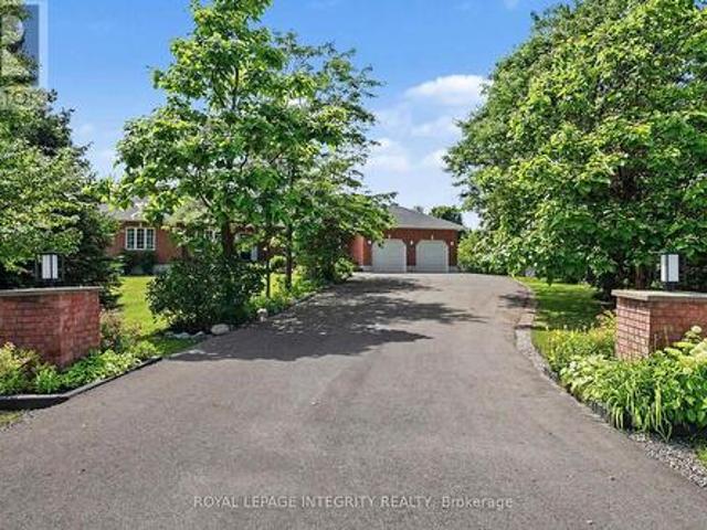 2602 Manotick Station Road, Ottawa, ON, K0A 2W0 house for sale | Listing ID X13519 | Royal LePage