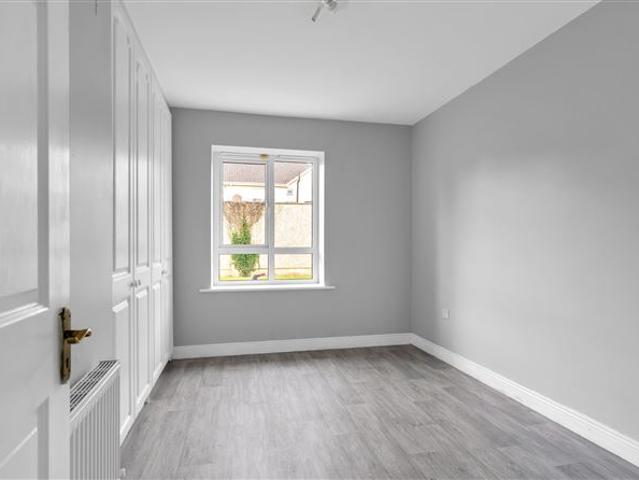 260,000 | Apartment 13, Block 5, Ruanbeg Avenue, Kildare Town, Kildare Conway Auctioneers 5004 MyHome. Ie Residential