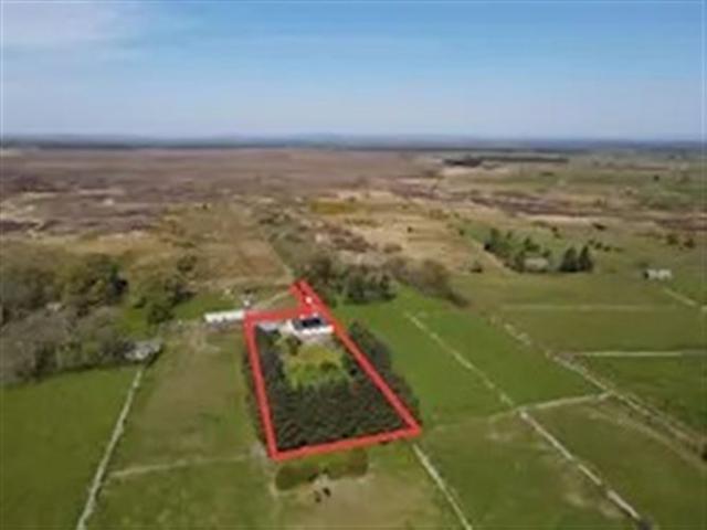 260,000 | Lugakeeran, Castlerea, Roscommon Nigel Dineen Auctioneer 5006 MyHome. Ie Residential