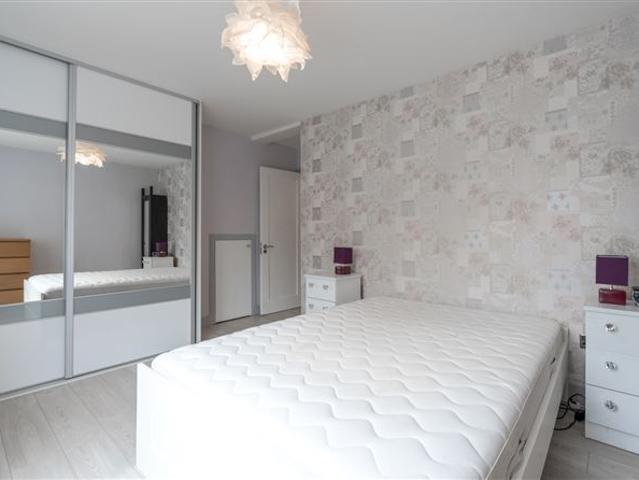 260,000 | 5 Oulart, Swords, Co. Dublin Sherry FitzGerald Swords 5003 MyHome. Ie Residential