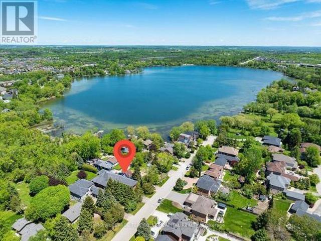 260 Douglas Road, Richmond Hill, ON, L4E 3H7 house for sale | Listing ID N13648 | Royal LePage