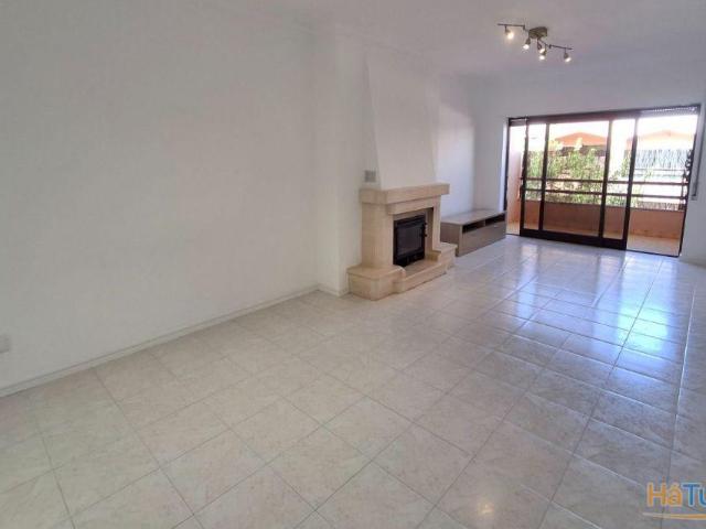 260P | T3 na Alameda da Guia com garagem | 26074094986