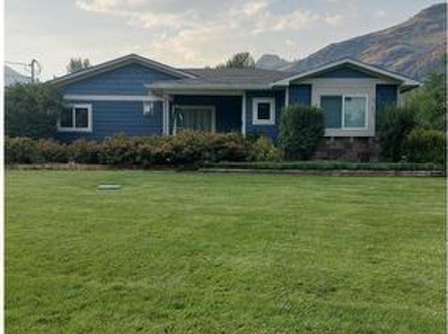 2616 Middle Bench Road, Keremeos, BC, V0X 1N2 house for sale | Listing ID 10377 | Royal LePage