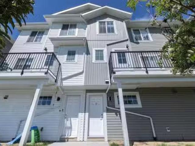 2610 Maple Way Northwest, Edmonton, AB, T6T 2K1 house for le.