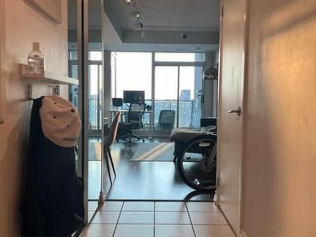 2612 Fort York Boulevard, Toronto, ON, M5V 1B1 condo for sale | Listing ID C13623 | Royal LePage