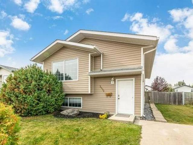 2612 43 Avenue Lloydminster SK S9V 2B8 For Sale