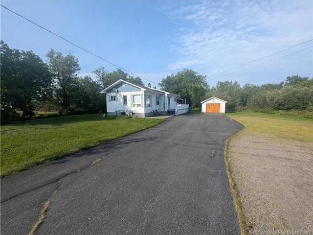 2625 Miramichi, Bathurst, NB, E2A 6K1 house for sale | Listing ID NB145586 | Royal LePage