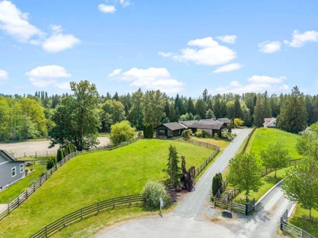 2627 Avenue, Langley, BC, V4W 1M6 Luxury House for sale | Listing ID R3146 | Royal LePage Carriage Trade Luxury Properties