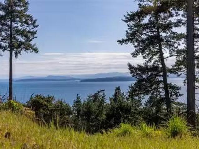 2628 Lighthouse Lane, Pender Island, BC, V0N 2M2 vacant land.
