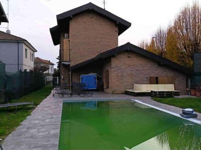 26/2025 5 VA Villa singola in asta a Vergiate