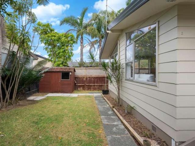 2/62 Rawhiti Road, One Tree Hill, Auckland City
