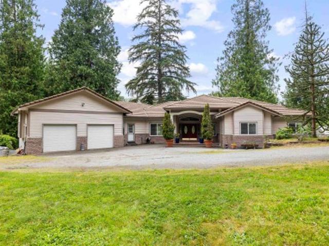 26350 Trethewey Crescent, Maple Ridge, BC, V2W 1A5 Luxury House for sale | Listing ID R3128 | Royal LePage Carriage Trade Luxury Properties