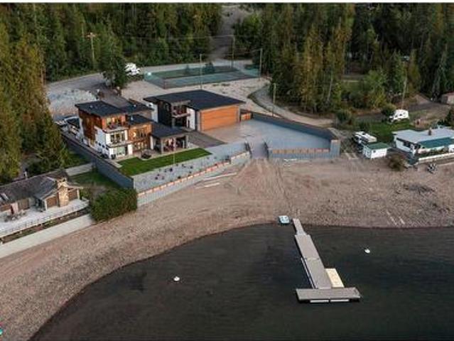 2639 Eagle Bay Road Unit# D, Blind Bay, BC, V0E 1T0 Single Family Property For Sale | Listing ID 10341 | Royal LePage