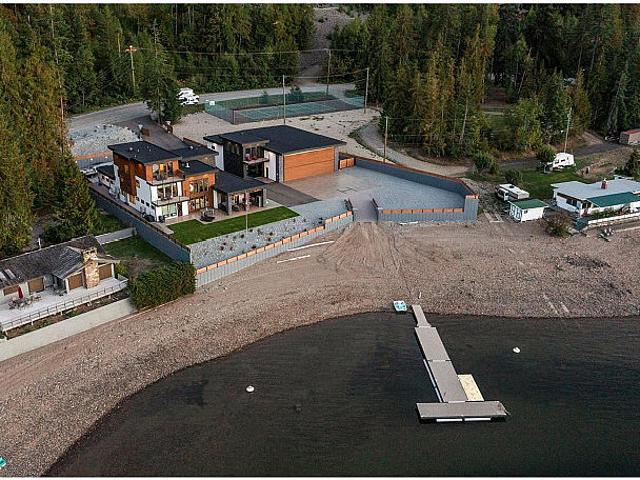 2639 Eagle Bay Road Unit# D Blind Bay, British Columbia