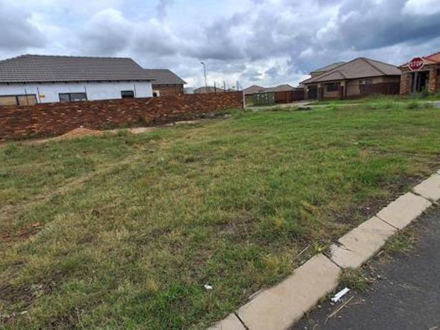 263 m² Land available in Secunda