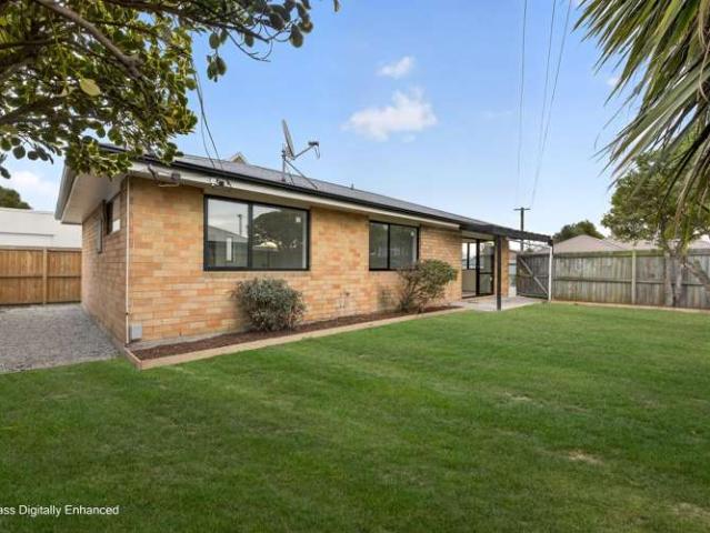2/63a Mackworth Street, Woolston, Christchurch City