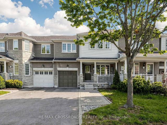 264 Coachwhip Trail, Newmarket | For Sale @ $888,000 | Condos. Ca