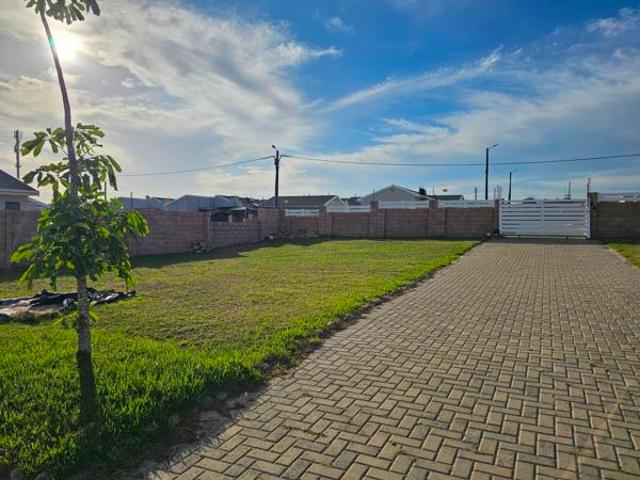 264 m² Land available in Gonubie