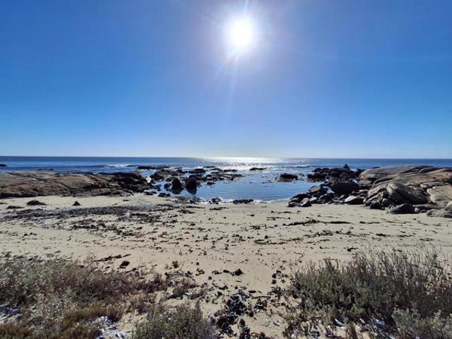 264 m² Land available in St Helena Views