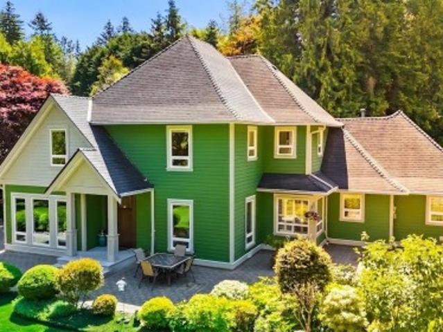2654 Street, Surrey, BC, V4P 1X9 house for sale | Listing ID R3135 | Royal LePage