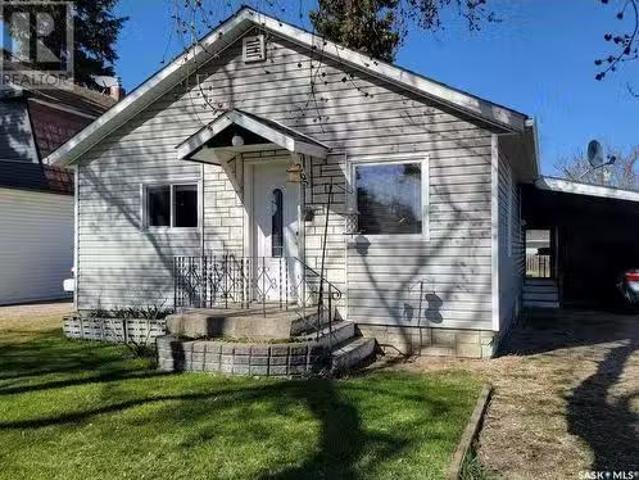 265 3Rd Avenue W, Unity, SK, S0K 4L0 house for sale Listing.