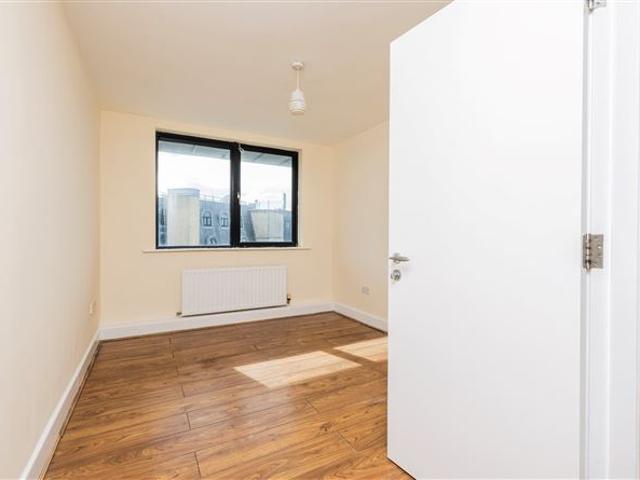 265,000 | 17 Harbour View, High Street, Balbriggan, County Dublin EMG Property Consultants 5007 MyHome. Ie Residential