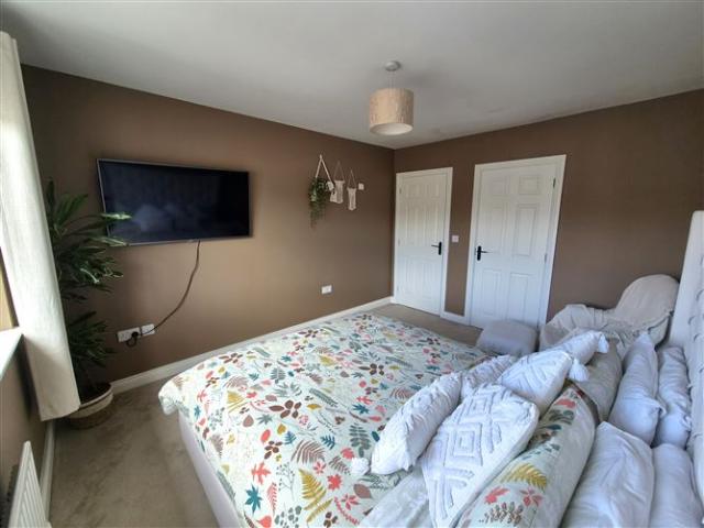 Sale Agreed | 83 Coil Darach, Castleblayney, Monaghan DNG John O'Brien 5005 MyHome. Ie Residential