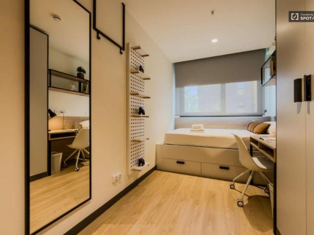 265 Dormitorio Apartamentos Barcelona Barcelona 104072797