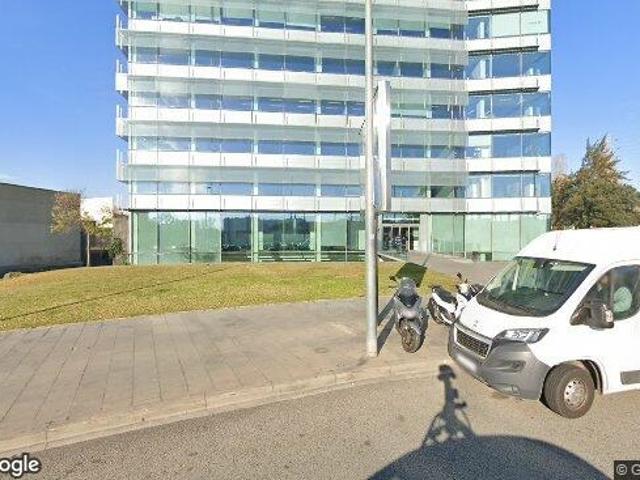 596 m2 office space for rent in Baix Pallars