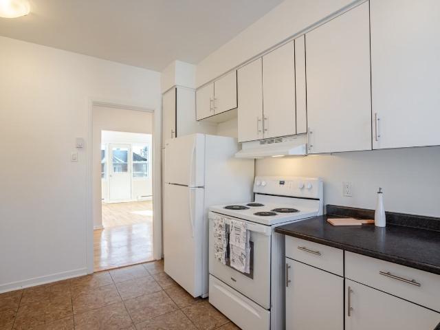 265, rue Riverside 1 Bedroom Apartment for Rent at 265 Rue Riverside, Saint Lambert, QC J4P 1A4 Village