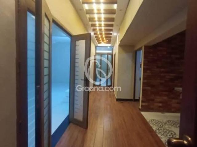 2660 Ft² Flat for Rent