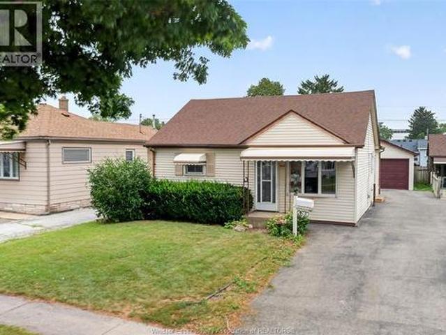 2670 Chandler Road, Windsor, ON, N8W 4B3 house for sale | Listing ID 26018 | Royal LePage