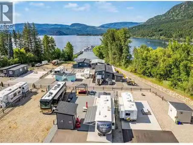 2673 Blind Bay Road Unit# 75, Blind Bay, BC, V0E 1H1 recreat.