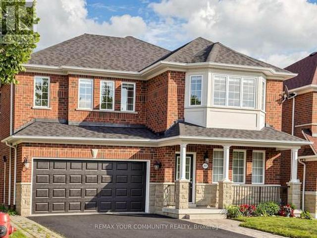 267 Bilbrough Street, Aurora, ON, L4G 7X6 house for sale | Listing ID N13657 | Royal LePage