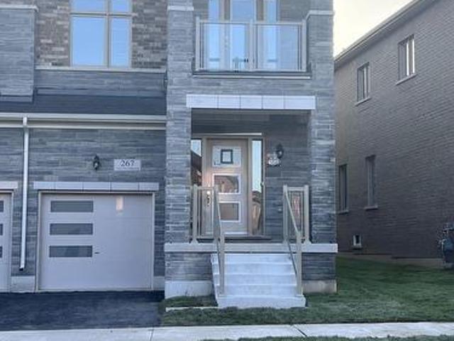267 Great Falls Boulevard, Hamilton, ON, L8B 1Z5 house for lease | Listing ID X13149 | Royal LePage