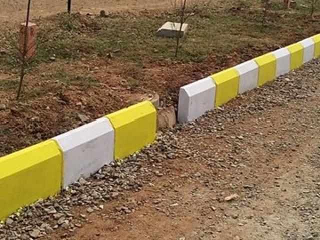 267 Sq.Yd. Plot in Vijayawada Highway Hyderabad Listing ID: #10126