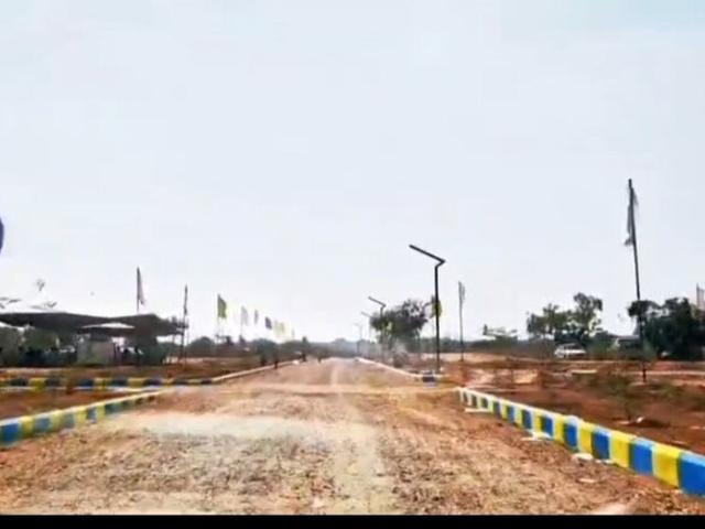 267 Sq.Yd. Plot in Vijayawada Highway Hyderabad Listing ID: #10128