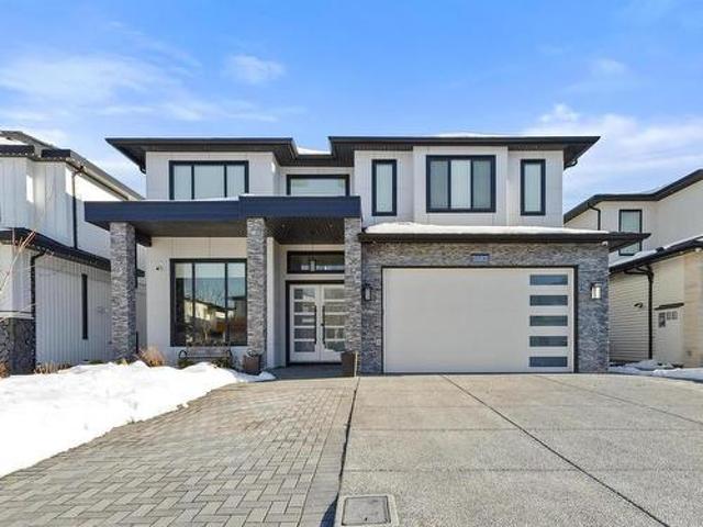 2682 Platform Crescent, Abbotsford, BC, V4X 0B8 house for sale | Listing ID R2965 | Royal LePage