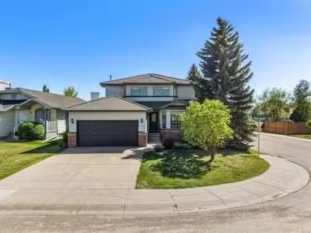 268 Douglas Woods Drive Se, Calgary, AB, T2Z 2E9 house for s.