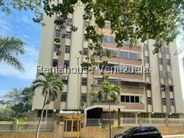 26 17748 Hermoso apartamento en venta ubicado en la Urbanización Trigaleña Valencia
