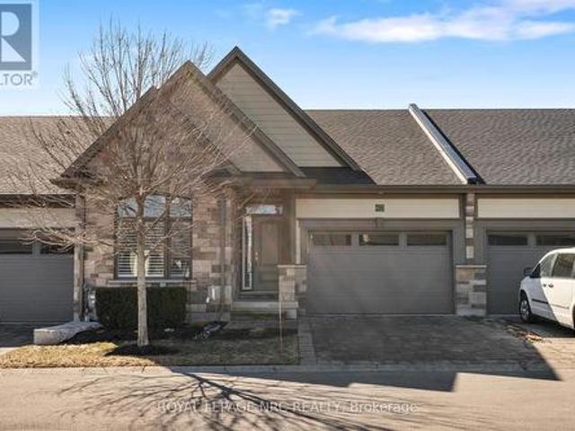 26 180 Port Robinson Road, Pelham 662 Fonthill, ON, L0S 1E6 townhouse for sale | Listing ID X12015 | Royal LePage